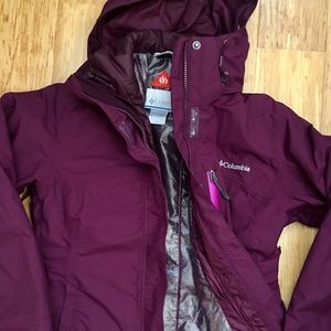 Columbia 2 in 1 interchange waterproof jacket XS